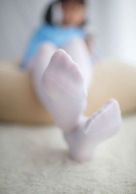 麻麻竟然扒开腿让军将小说_BD韩语在线观看