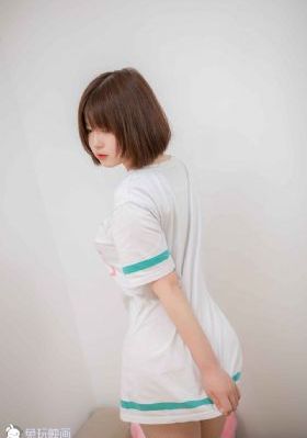 看十八岁最黄毛片蜜月_高清高清视频播放