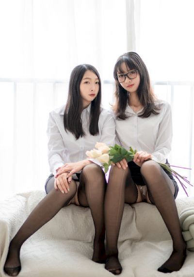 欧美伊人久久综合一区二区_蓝光在线播放