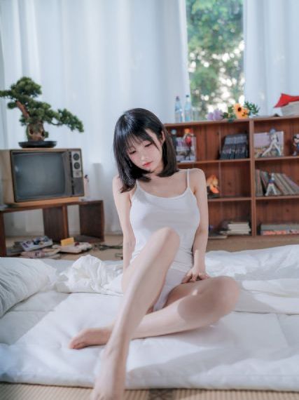 女性液体流到床单_BD韩语免费观看
