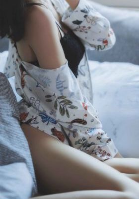 解开老师裙子猛烈进入_BD韩语超清免费观看