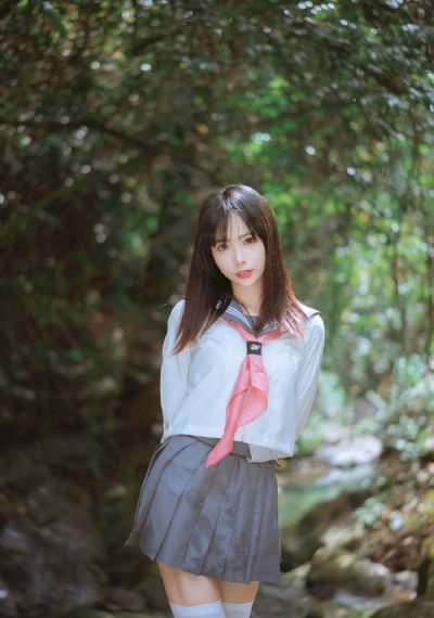 男生亲亲女生屁股软件_4KHD在线观看