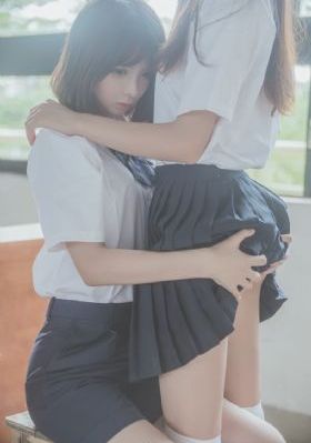 免费看裸体18禁网站_DVD迅雷电影在线